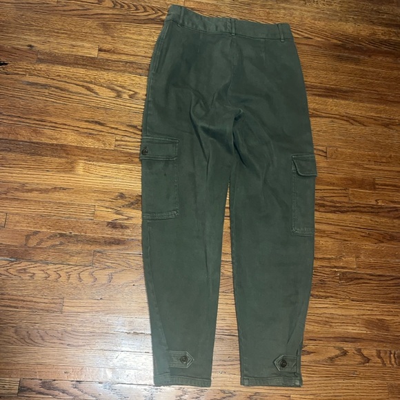 Wilfred Free Aritzia Modern Cargo Pants Size 8 Khaki Green - Picture 3 of 10